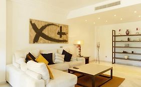 Fuente Aloha Apartment